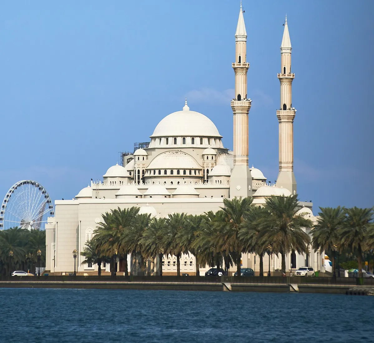 Al Noor Mosque on the Sharjah waterfront